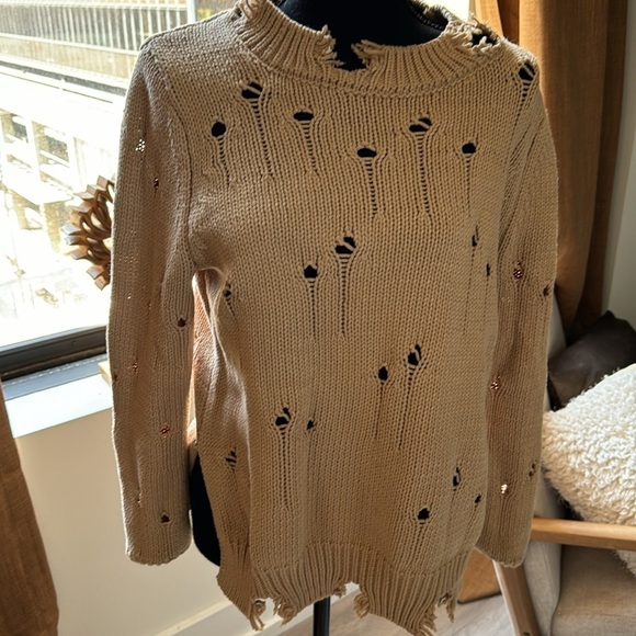 Zara Sweater with rips EUC M - Picture 2 of 4